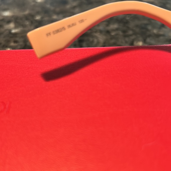 FENDI AVIATOR SUNGLASSES… PERFECT CONDITION…RHINESTONE FF SIDES - Picture 11 of 16